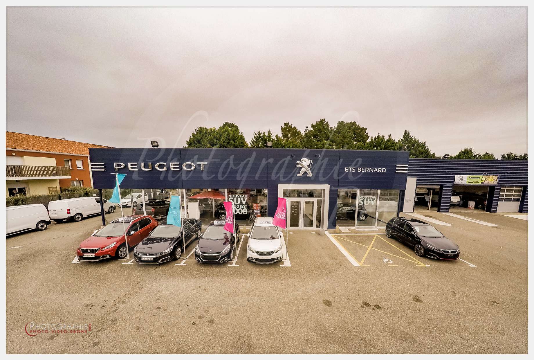 Concession Peugeot Creon-6 © by Photographie.Pro