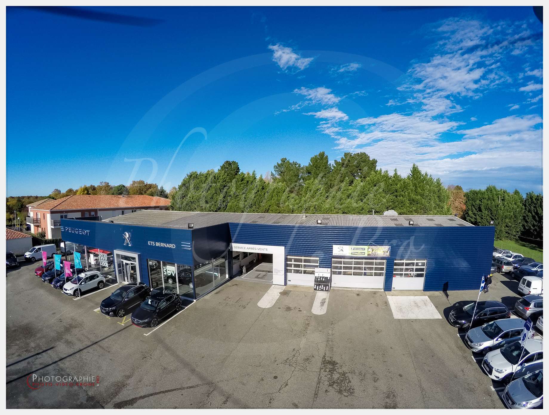 Concession Peugeot Creon-2 © by Photographie.Pro