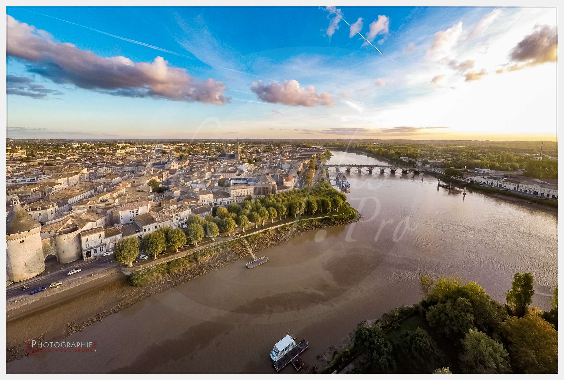 Libourne vue du ciel-1 © by Photographie.Pro