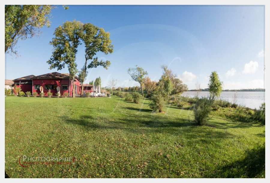 D8e126996 © by A-la-Vie.com