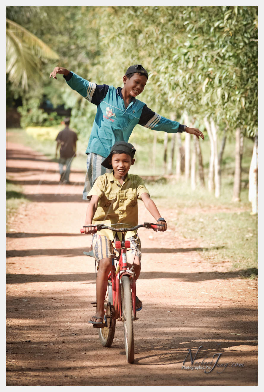 Enfants du Mékong © by A-la-Vie.com