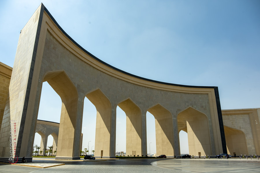 20 La Nouvelle Capitale Et La Nouvelle Et Plus Grande Cathedrale Eglise Du Moyen Orient