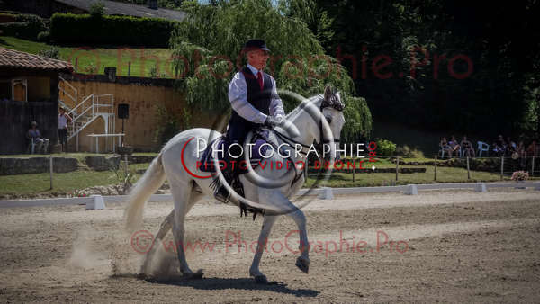 26 140558 S1022099 - © by A-la-Vie.com