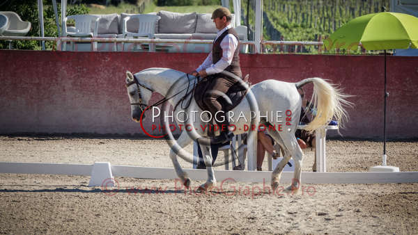 26 094730 S1020313 - © by A-la-Vie.com