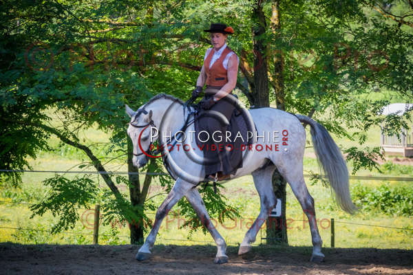 26 102452 S1020538 - © by A-la-Vie.com