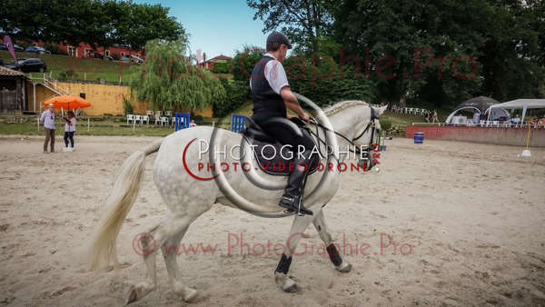 26 190332 S1023792 - © by A-la-Vie.com