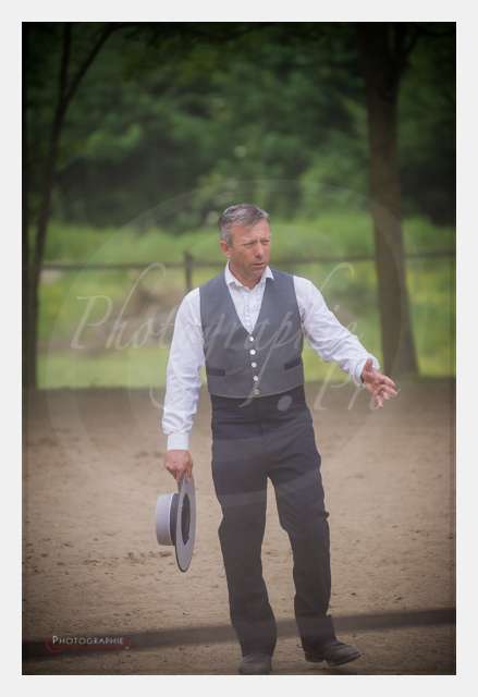 D3s141770 TERRAIN DE CHAUF © by A-la-Vie.com