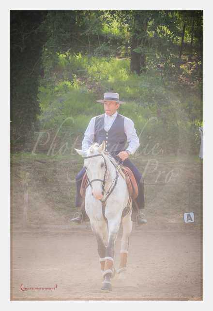 S1024624 TERRAIN DE CHAUF © by A-la-Vie.com