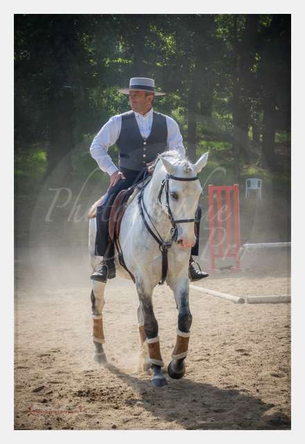 S1024627 TERRAIN DE CHAUF © by A-la-Vie.com