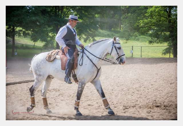 D6016630 TERRAIN DE CHAUF © by A-la-Vie.com