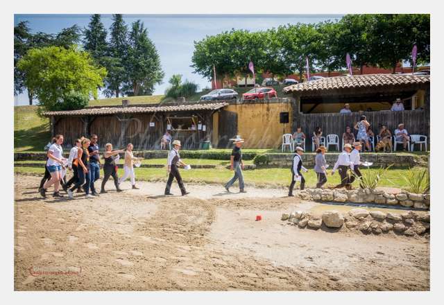 S1025257 STAFF © by A-la-Vie.com