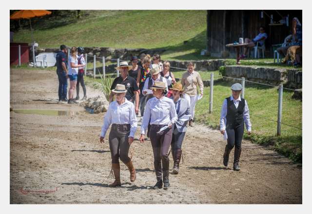 D3s142925 STAFF © by A-la-Vie.com