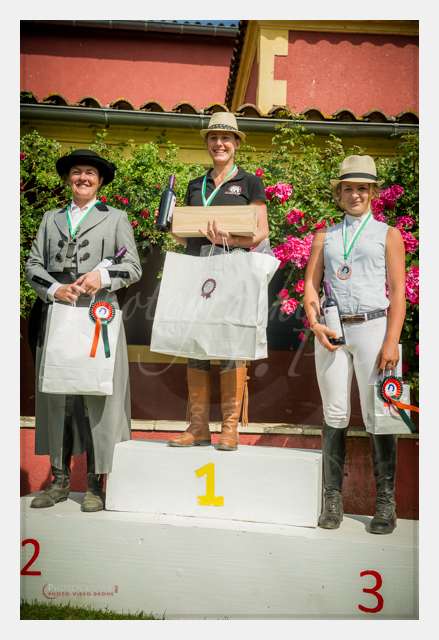 D3s145339 Remise de prix © by A-la-Vie.com