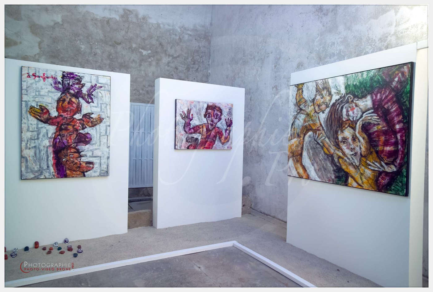 Bernadette CHARVET Peintre K1002354 01 - © by A-la-Vie.com