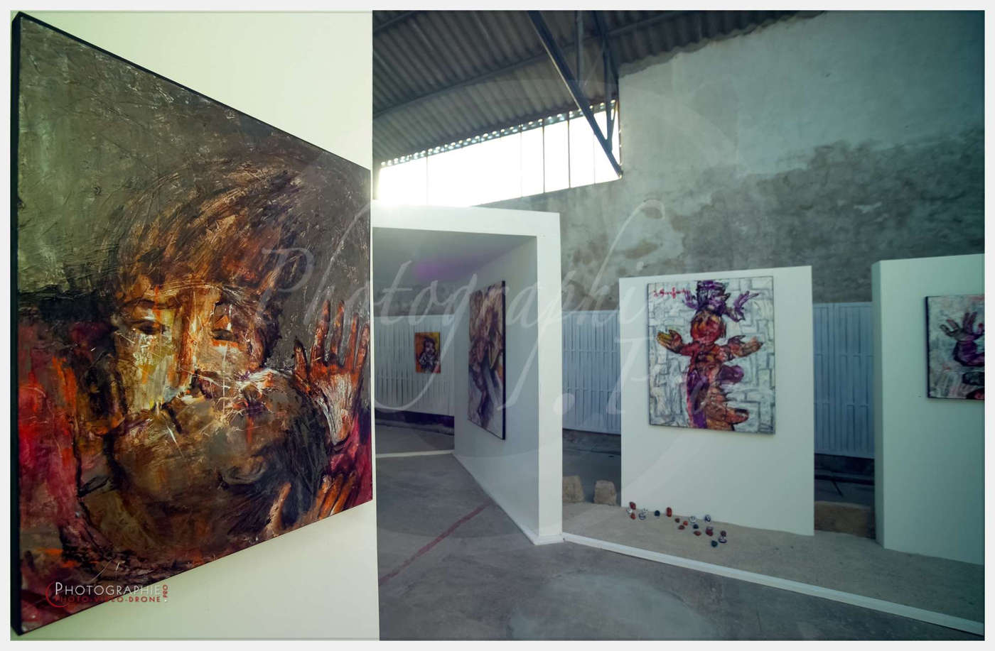 Bernadette CHARVET Peintre K1002355 01 - © by A-la-Vie.com