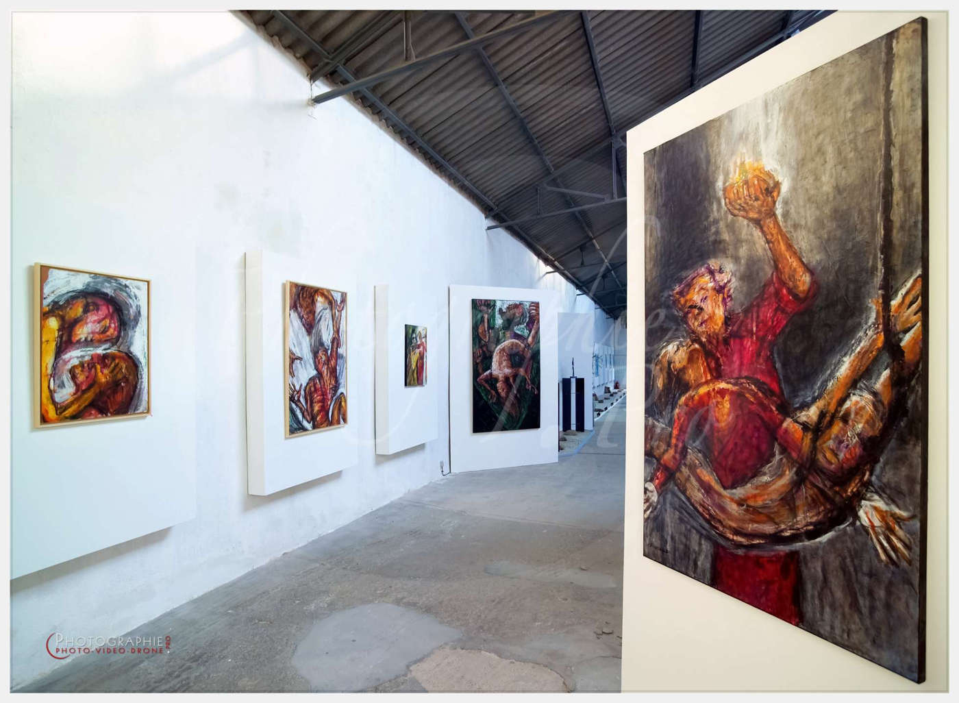 Bernadette CHARVET Peintre K1002360 01 - © by A-la-Vie.com