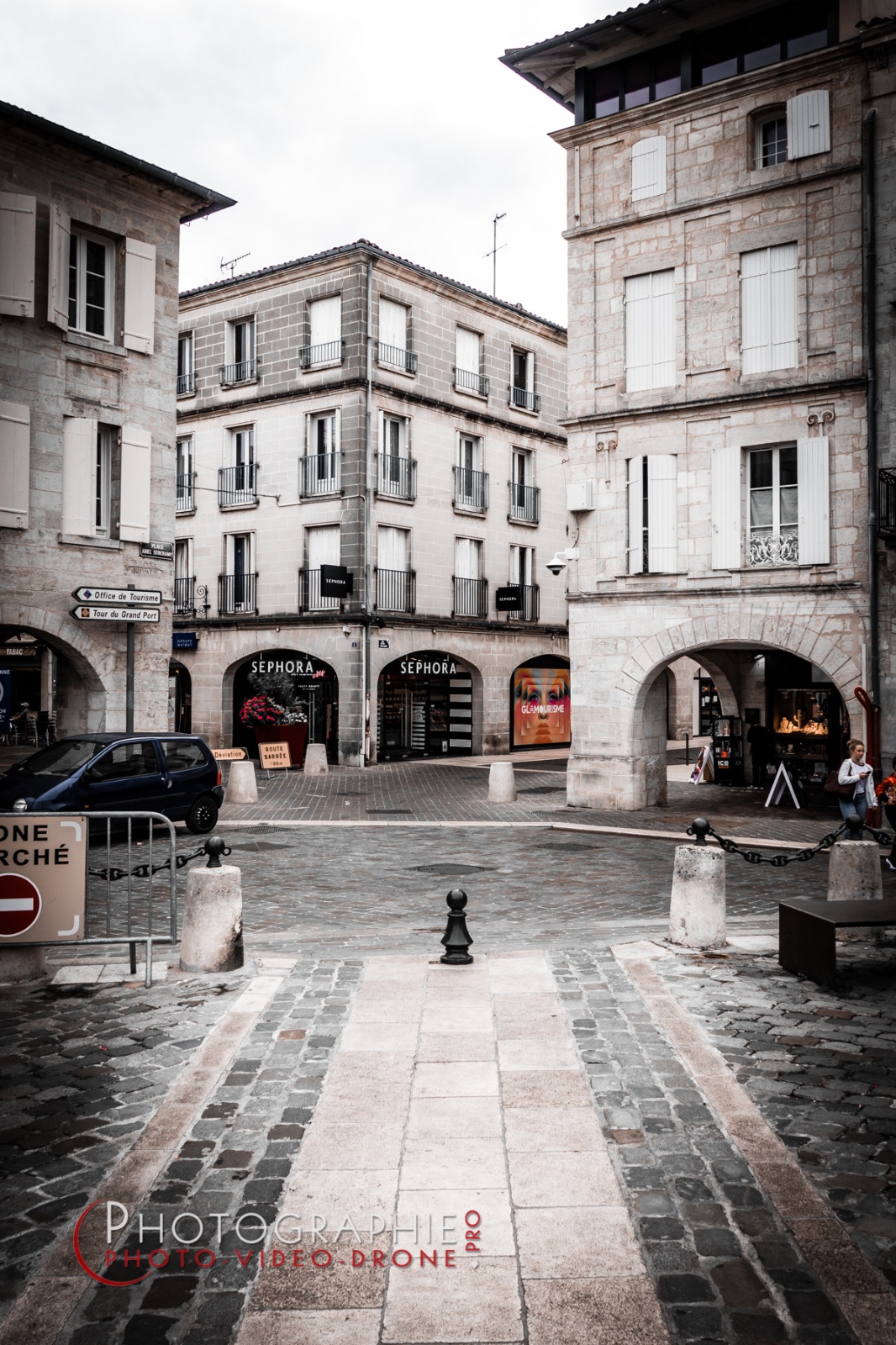 S1053027 © by Photographie.Pro