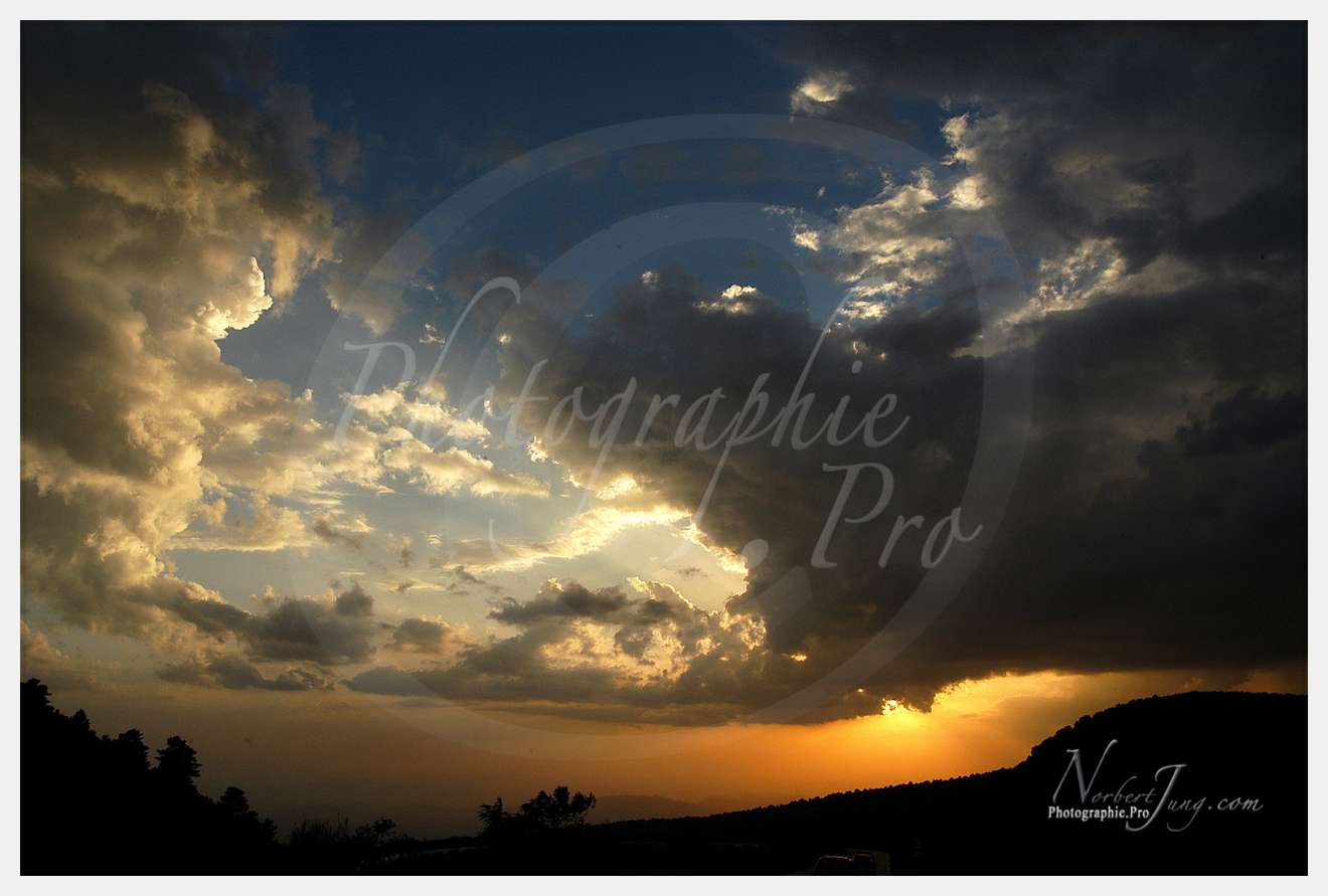 Etna - Eruption du volcan sur l'Etna en Sicile le 15/09/2005 © by A-la-Vie.com