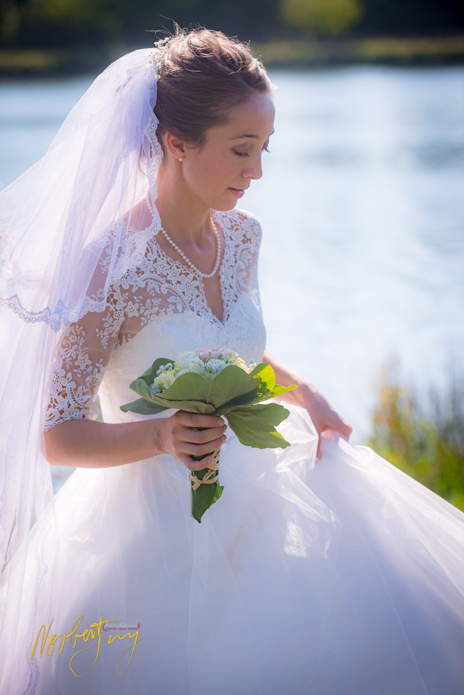 SEL 140 D8e146193 - © by A-la-Vie.com