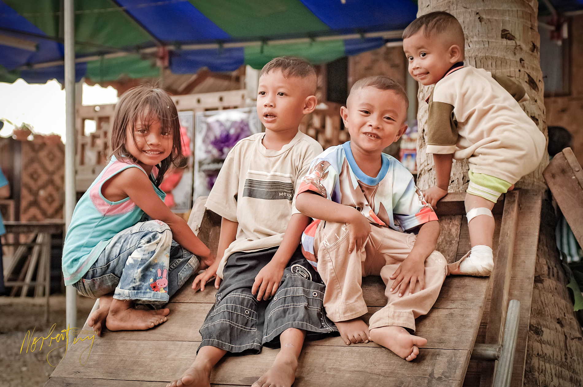 Enfants du Mékong © by A-la-Vie.com